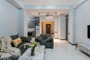 Modern 1BR Newly Renovated Self Checkin by Keygo 102